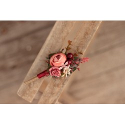 Flower groom's boutonniere, corsage