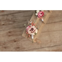 Flower groom's boutonniere, corsage