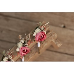 Flower groom's boutonniere, corsage