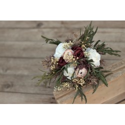 Witness, bridesmaid and mothers autumn wedding bouquet