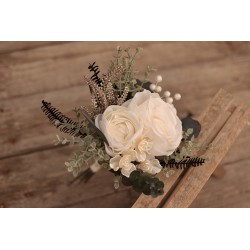 Witness, bridesmaid and mothers autumn wedding bouquet