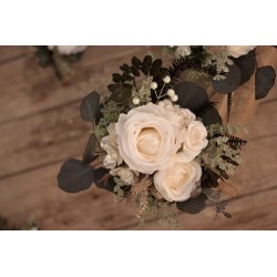 Witness, bridesmaid and mothers autumn wedding bouquet