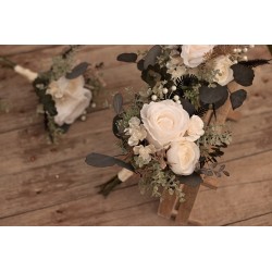 Witness, bridesmaid and mothers autumn wedding bouquet
