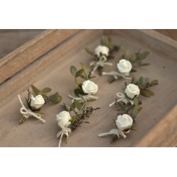 Flower wedding guest boutonniere, corsage
