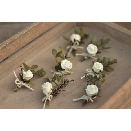 Flower wedding guest boutonniere, corsage