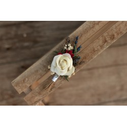 Flower groom's boutonniere, corsage