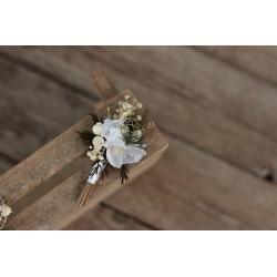 Flower groom's boutonniere, corsage