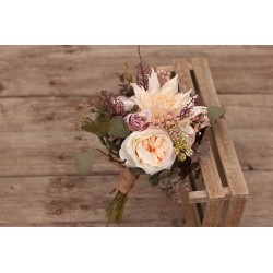 Witness, bridesmaid and mothers autumn wedding bouquet