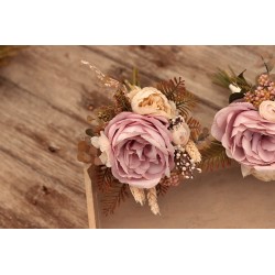 Witness, bridesmaid and mothers autumn wedding bouquet