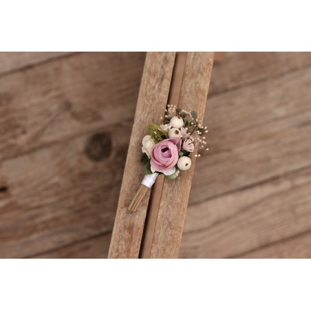 Flower groom's boutonniere, corsage