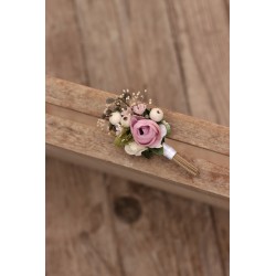 Flower groom's boutonniere, corsage