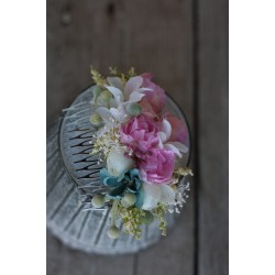Floral, flower hair comb