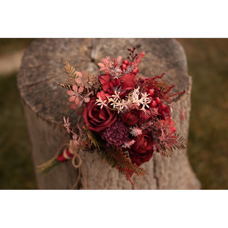 Witness, bridesmaid and mothers autumn wedding bouquet