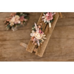 Flower groom's boutonniere, corsage