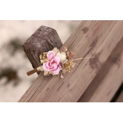 Flower groom's boutonniere, corsage