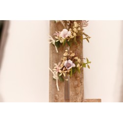 Flower wedding guest boutonniere, corsage