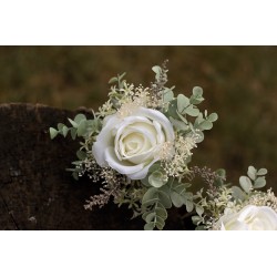 Witness, bridesmaid and mothers autumn wedding bouquet