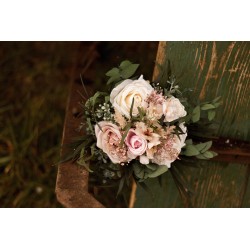 Witness, bridesmaid and mothers autumn wedding bouquet