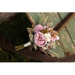 Witness, bridesmaid and mothers autumn wedding bouquet