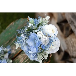 Witness, bridesmaid and mothers autumn wedding bouquet