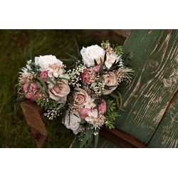 Witness, bridesmaid and mothers autumn wedding bouquet