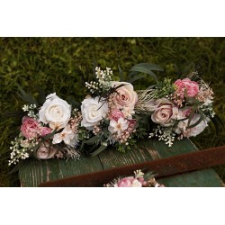 Witness, bridesmaid and mothers autumn wedding bouquet