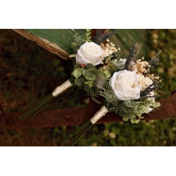 Witness, bridesmaid and mothers autumn wedding bouquet