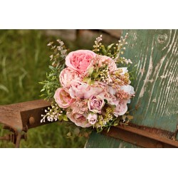 Witness, bridesmaid and mothers autumn wedding bouquet