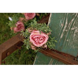 Witness, bridesmaid and mothers autumn wedding bouquet