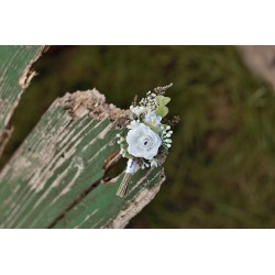 Flower groom's boutonniere, corsage