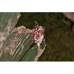 Flower groom's boutonniere, corsage