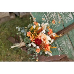 Autumn wedding bridal bouquet