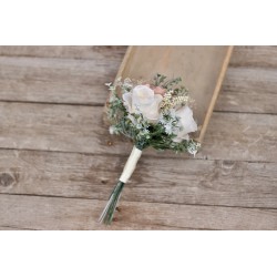 Witness, bridesmaid and mothers autumn wedding bouquet