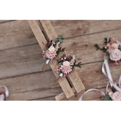 Flower groom's boutonniere, corsage