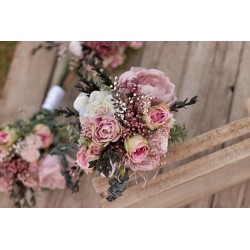 Witness, bridesmaid and mothers autumn wedding bouquet
