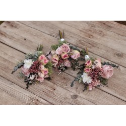 Witness, bridesmaid and mothers autumn wedding bouquet