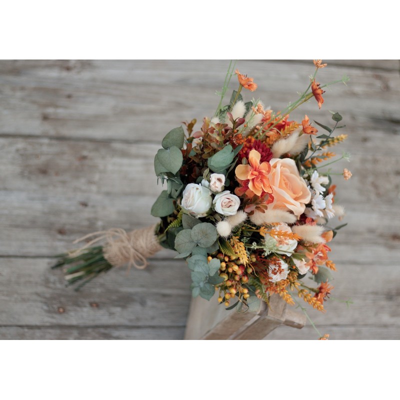 Autumn wedding bridal bouquet