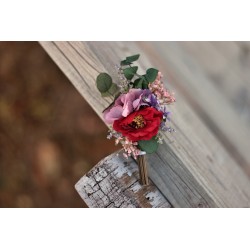Flower groom's boutonniere, corsage