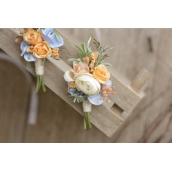 Flower groom's boutonniere, corsage