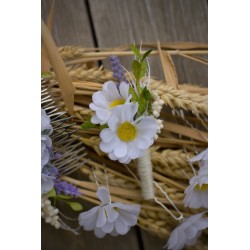 Flower groom's boutonniere, corsage