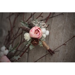 Flower groom's boutonniere, corsage