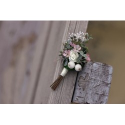 Flower groom's boutonniere, corsage