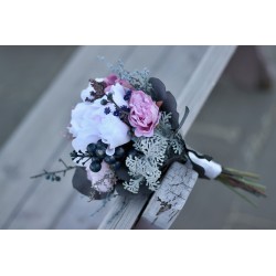 Witness, bridesmaid and mothers autumn wedding bouquet