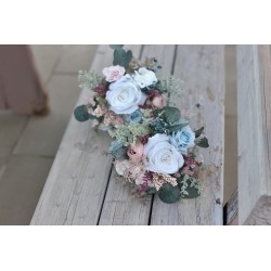 Witness, bridesmaid and mothers autumn wedding bouquet