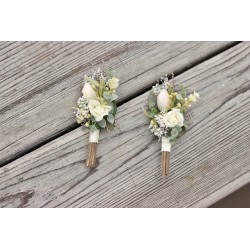 Flower groom's boutonniere, corsage
