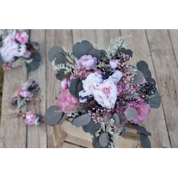 Wedding bridal bouquet