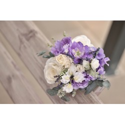 Witness, bridesmaid and mothers autumn wedding bouquet