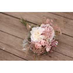 Witness, bridesmaid and mothers autumn wedding bouquet