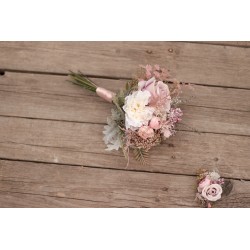 Witness, bridesmaid and mothers autumn wedding bouquet