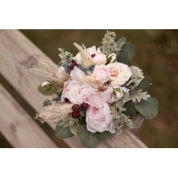 Witness, bridesmaid and mothers autumn wedding bouquet